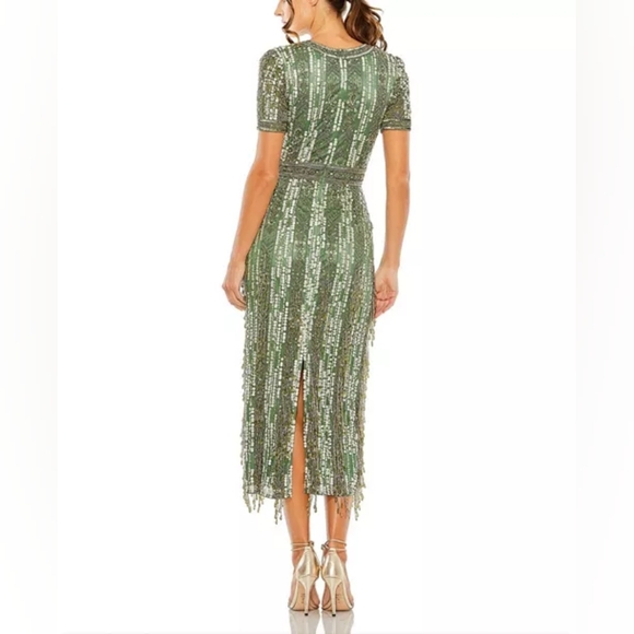 Mac DuggalHigh Neck Short Sleeve Crystal Fringe Column Dress - Picture 3 of 13